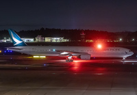 CATHAYPACIFIC_777-300_B-HNM_NRT_0119_JP_small.jpg