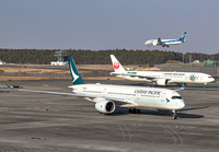 CATHAY_JAL_ANA_NRT_0119_JP_small.jpg