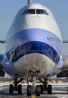 CHINAAIRLINES_747-400_B-18205_JFK_0115B_JP_small2.jpg