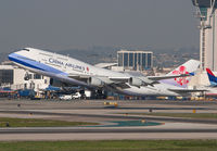 CHINAAIRLINES_747-400_B-18208_LAX_12_04G_JP_small.jpg