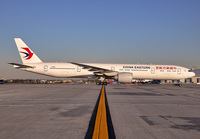 CHINAEASTERN_777-300_B-2002_LAX_1115_2_JP_small.jpg