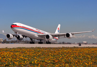 CHINAEASTERN_A340-600_B-6052_LAX_0208D_JP_small.jpg