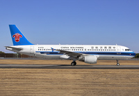 CHINASOUTHERN_A320_B-6702_NRT_0119_JP_small.jpg