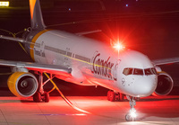 CONDOR_757-300_D-ABOF_DUS_1118_2_JP_small.jpg