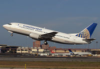 CONTINENTAL_737-300_N60312_EWR_1002B_JP_smalll.jpg