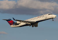 DELTACONNECTION_CRJ200_N8894A_JFK_0912_JP_small.jpg