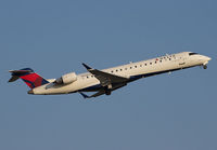 DELTACONNECTION_CRJ700_N658CA_JFK_0912_JP_small.jpg