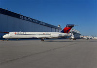 DELTA_717_N935AT_ATL_1013c_JP_small.jpg