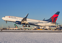 DELTA_737-800_N375DA_JFK_0115H_JP_small.jpg