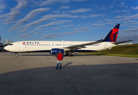 DELTA_737-900_ATL_1013_JP_small.jpg