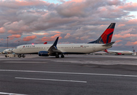 DELTA_737-900_N844DN_JFK_0918_JP_small.jpg