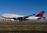 DELTA_747-400_N670US_LAX_1110G_JP_small.jpg