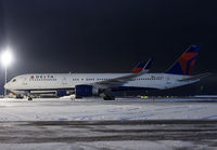 DELTA_757-200_N544US_JFK_0111_JP_small.jpg