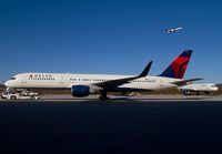 DELTA_757-200_N546US_ATL_1111B_JP_small.jpg