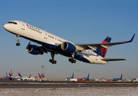 DELTA_757-200_N723TW_JFK_0209G_JP_small.jpg