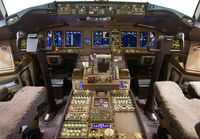 DELTA_777LR_N710DN_ATL_1112H_JP_small2.jpg