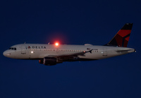 DELTA_A319_N353NB_LAS_1123_JP_.jpg