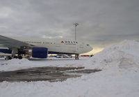 Filename=DELTA_A330-200_N855NW_JFK_0111B_JP_small.jpg
Filesize=132KiB
Dimensions=1000x695
Date added=Feb 27, 2013 DELTA_A330-200_N855NW_JFK_0111B_JP_small.jpg