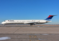 DELTA_MD80_N947DL_JFK_0210_JP_small.jpg