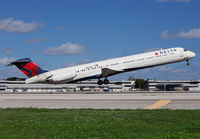 DELTA_MD88_N906DE_FLL_0115D_jP_small.jpg