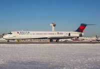 DELTA_MD88_N993DL_JFK_0115D_JP_small.jpg