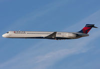 DELTA_MD90_N903DA_LAX_0209G_JP_small.jpg