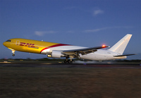 DHL_767-300_N220CY_JFK_0913C_JP_small1.jpg