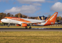 EASYJET_A320_G-EZRJ_BRU_1118_2_JP_smalll.jpg