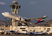 EMIRATES_777-200_A6-EWH_LAX_0209G_JP_small2.jpg