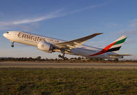 EMIRATES_777LR_A6-EWD_LAX_1111H_JP_small.jpg