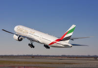 EMIRATES_777lLR_A6-EWB_JFK_1109E_JP_small.jpg