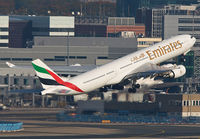 EMIRATES_A340-500_A6-ERD_FRA_1112D_JP_small.jpg