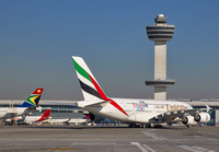 EMIRATES_A380_A6-EOC_JFK_0915_3_JP_small1.jpg