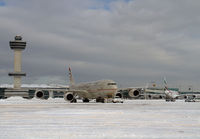 ETIHAD_A340-500_A6-EHC_JFK_0111_JP.jpg