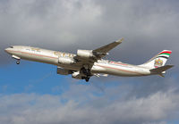 ETIHAD_A340-500_A6-EHD_MUC_0214H_JP_small.jpg