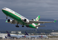 EVAAIRCARGO_MD11_B-16113_ANC_0813C_JP_small.jpg