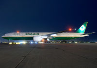 EVAAIR_777-300_B-16712_LAX_0210_JP_small.jpg