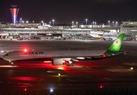 EVAAIR_777-300_B-16739_SFO_1117B_JP_small.jpg