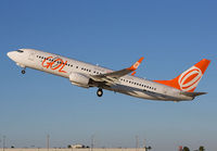 GOL_737-800_PR-GUI_MIA_0114I_JP_small.jpg