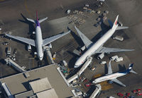 HAWAIIAN_AIRCHINA_AEROMEXICO_LAX_1113_JP_small.jpg