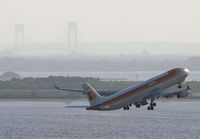 IBERIA_A340-300_EC-GJT_JFK_0502B_JP_small.jpg