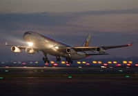 IBERIA_A340-300_EC-LKS_JFK_0713_JP_small.jpg