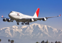 JAL_747-400_JA8913_LAX_0209B_JP_small1~0.jpg