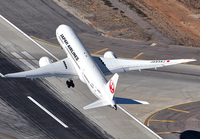 JAL_787-8_JA834J_LAX_1115_2_JP_small.jpg