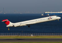 JAL_MD90_JA005D_HND_1011C_JP_small.jpg