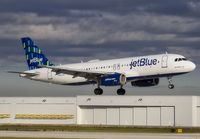 JETBLUE_A320_N527JL_FLL_1218_3_JP_small.jpg