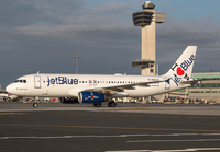 JETBLUE_A320_N586JB_JFK_0912_JP_small.jpg