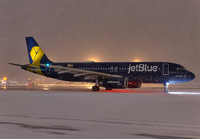 JETBLUE_A320_N775JB_JFK_0115E_jP_small.jpg