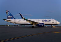 JETBLUE_A320_N806JB_JFK_0913_JP_small.jpg