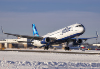 JETBLUE_A321_N905JB_EWR_0222_JP_small.jpg